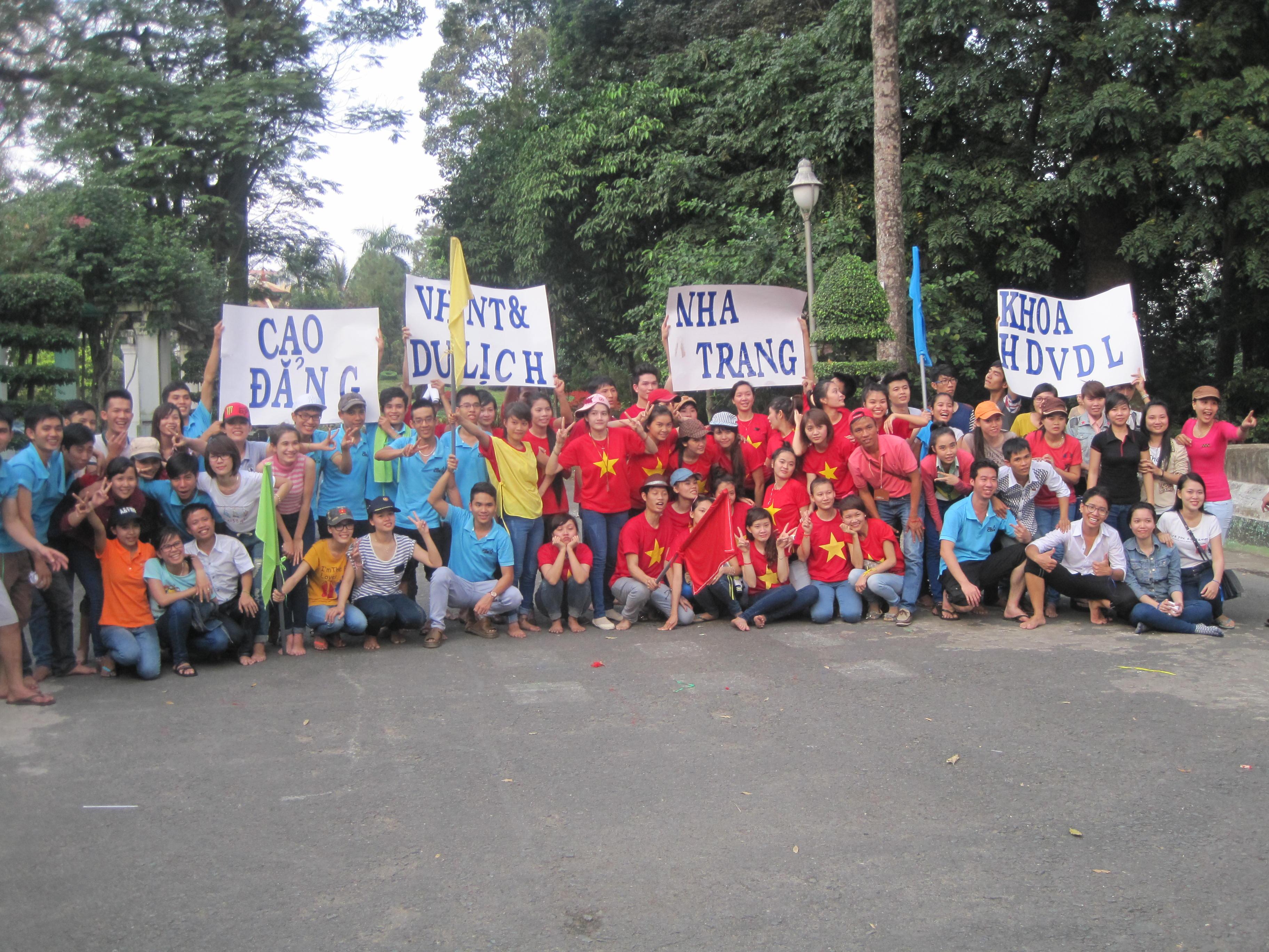 Team Building "Hồn Phách Sài Gòn" cho Sinh viên Du lịch | Nha Trang Trẻ Travel