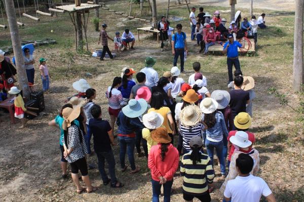 Nha Trang Trẻ Travel tổ chức chương trình dã ngoại 8/3 cho Bệnh viện Y học cổ truyền tỉnh Khánh Hòa tại Khu du lịch sinh thái Nhân Tâm
