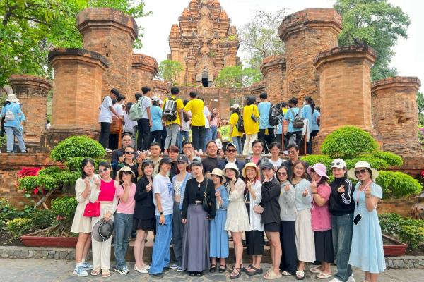 Nha Trang Trẻ Travel đồng hành cùng Công ty Sagomart trong chuyến du xuân Nha Trang 2024