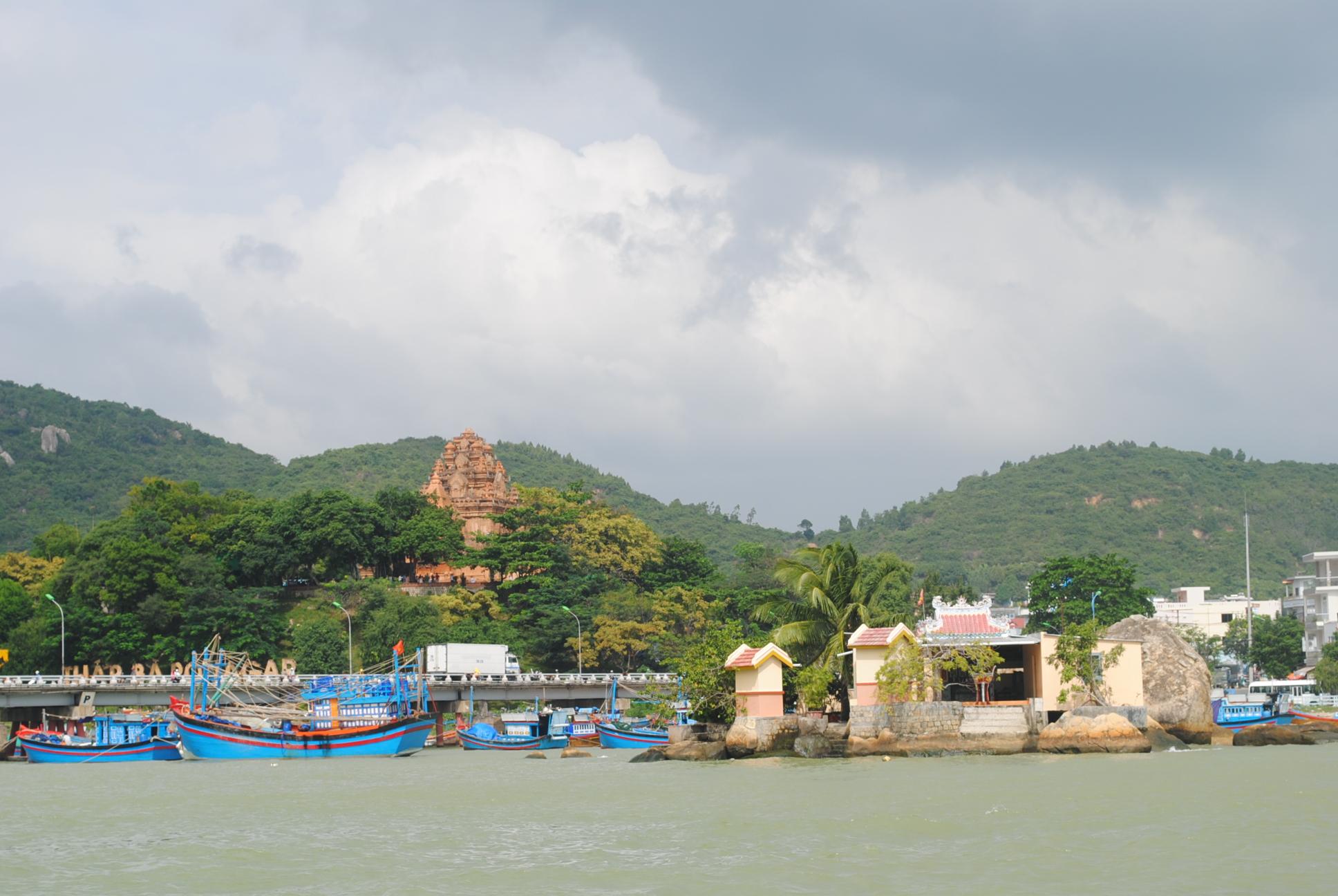 Sông Cái Nha Trang – Cung đường di sản văn hóa đặc sắc