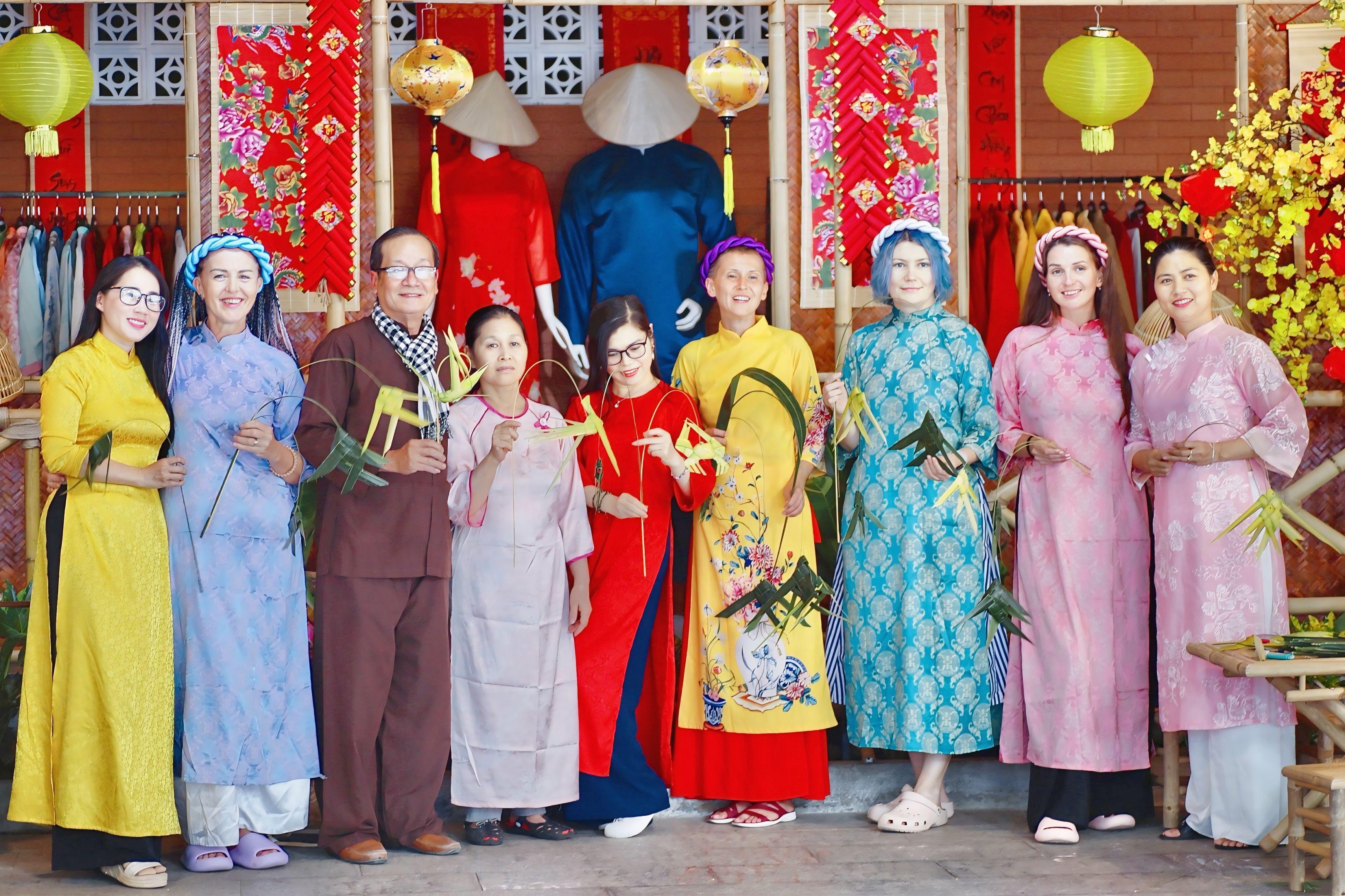 tour-trai-nghiem-van-hoa-tohe-nha-trang (3)