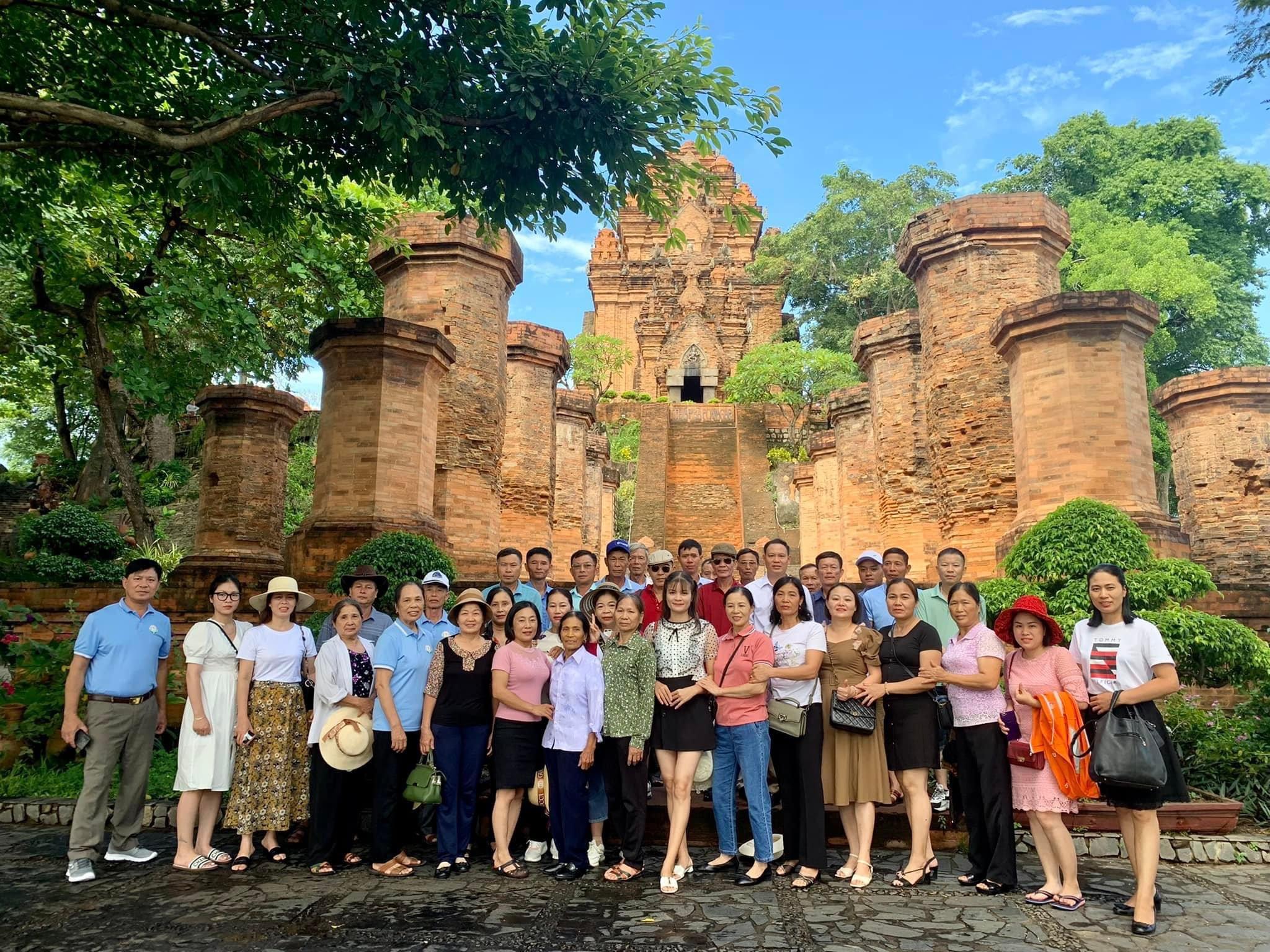 khach-hang-nha-trang-tre (5)