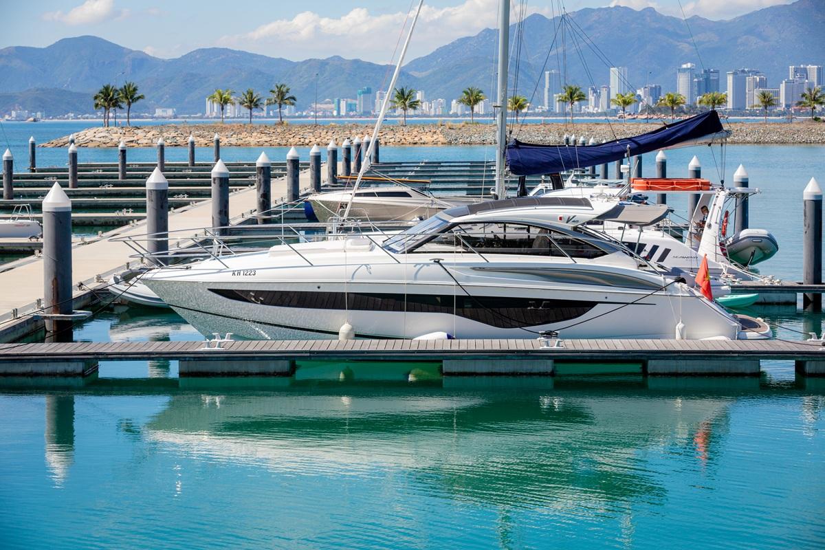 Best Yacht Tours in Nha Trang: A Complete Guide